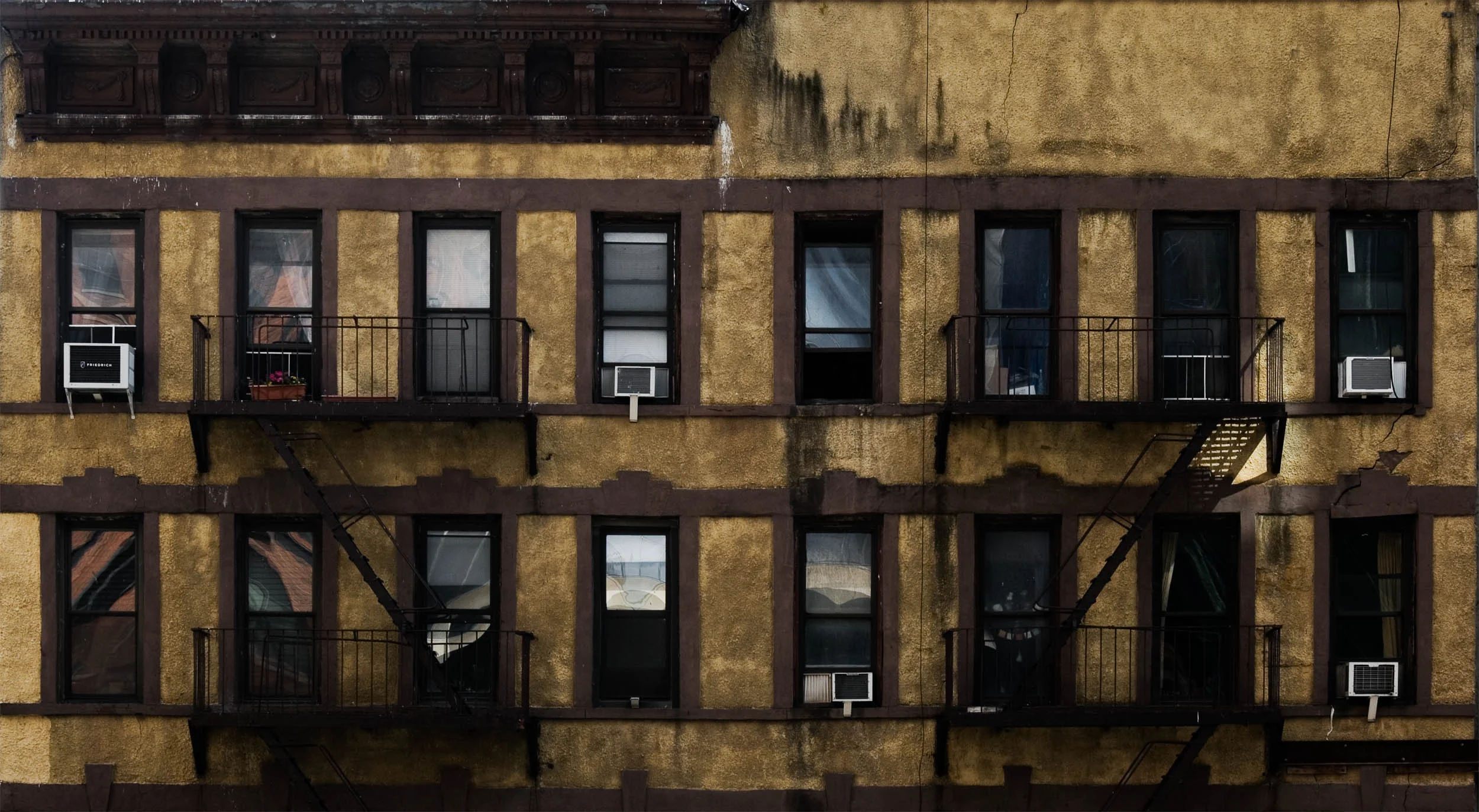 Finally, I am slowing getting to some of the photos from New York. This is a view of the windows and fire escapes on a W 29th St. apartment building from the High Line in New York.
