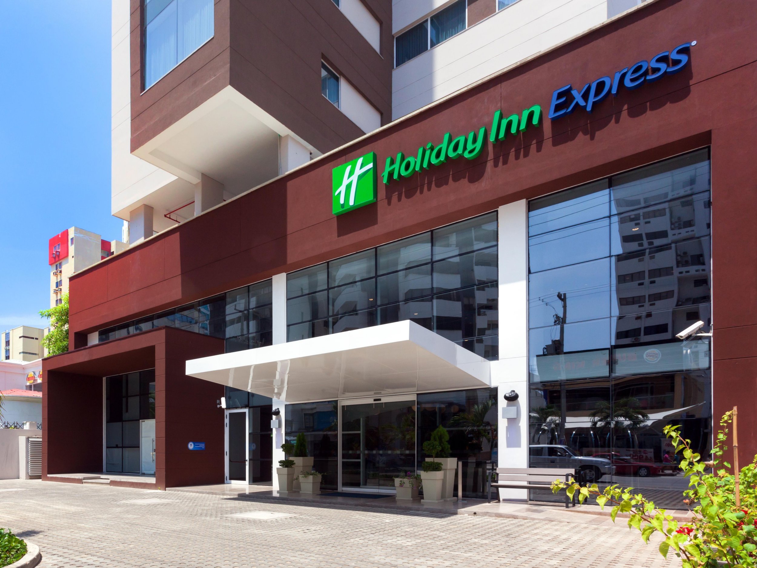 Photo Credit: Holiday Inn Express