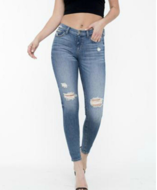 KAIA DISTRESSED JEANS