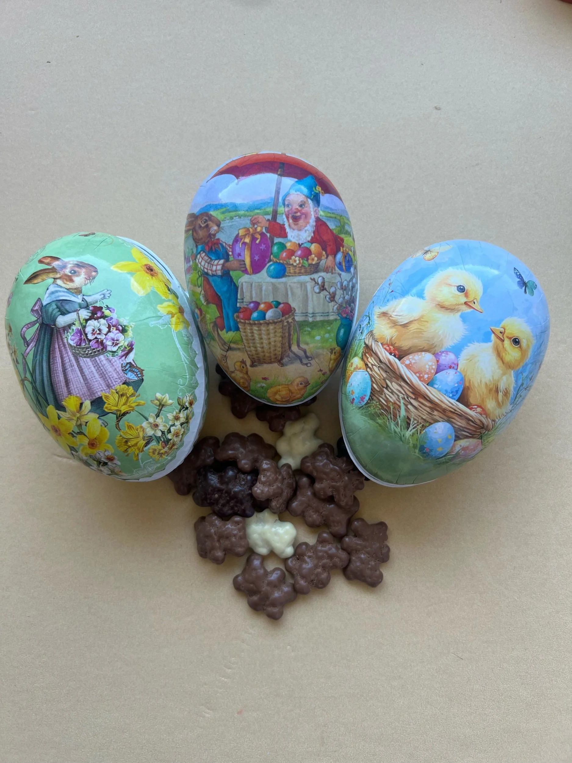 papier mâché eggs