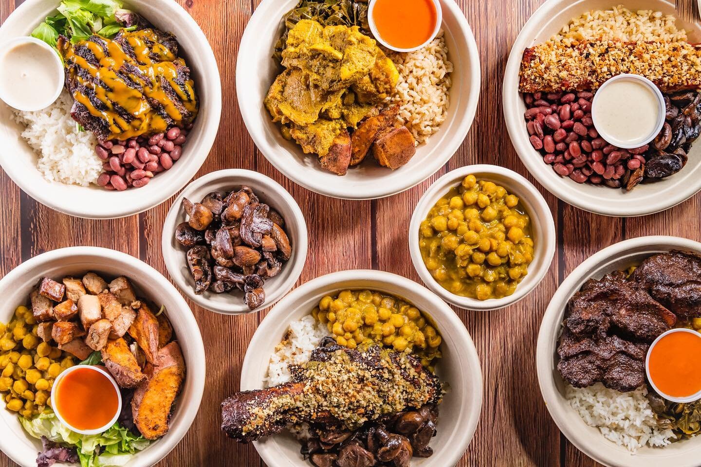 What&rsquo;s for Lunch? Some of your favorites available for takeout or delivery via Grubhub. Available from 11am to 4pm Monday to Friday. #oxtails #currychicken #tofu #spicychicken #salmon