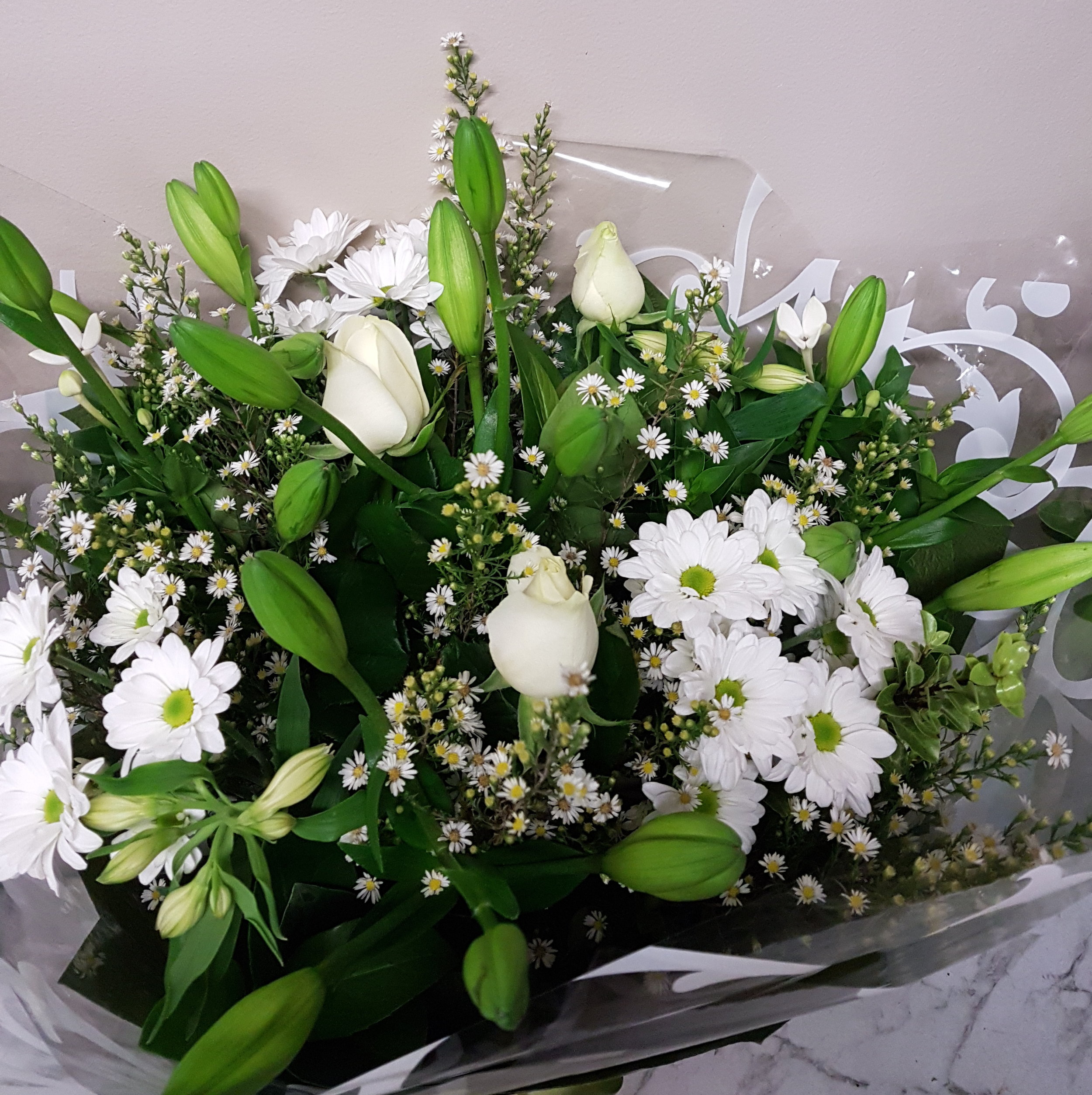 white bouquet.jpg