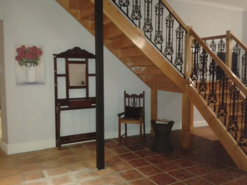 Staircase 2.jpg