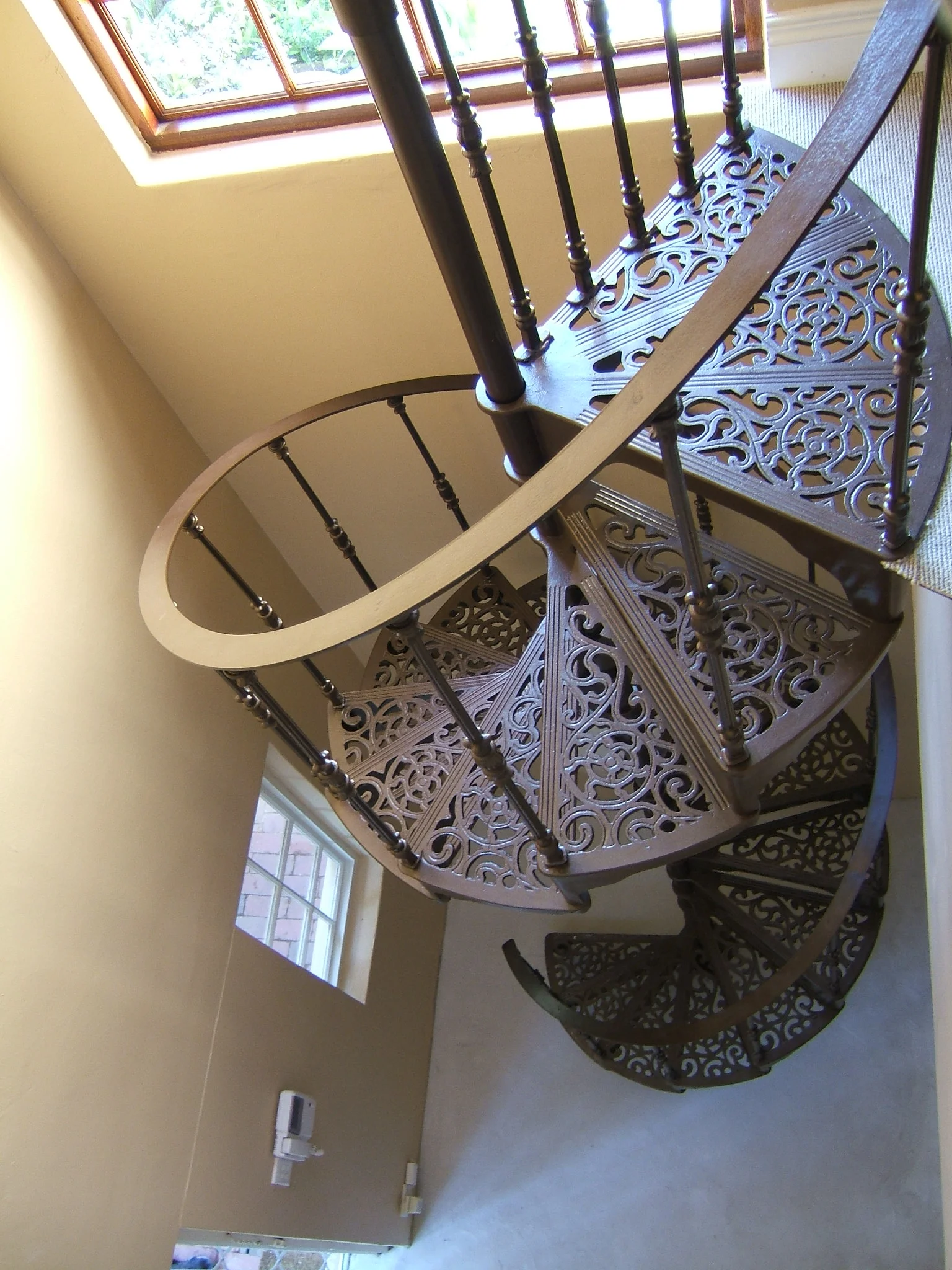 Spiral staircase.JPG