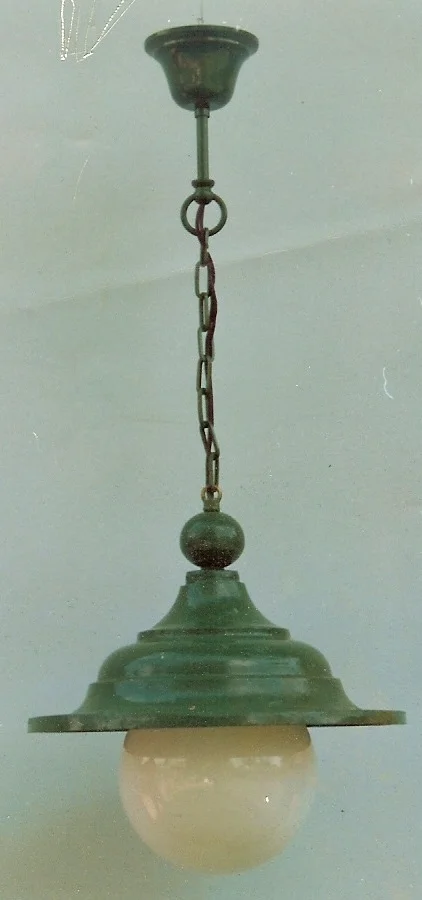 Hanging light.jpg