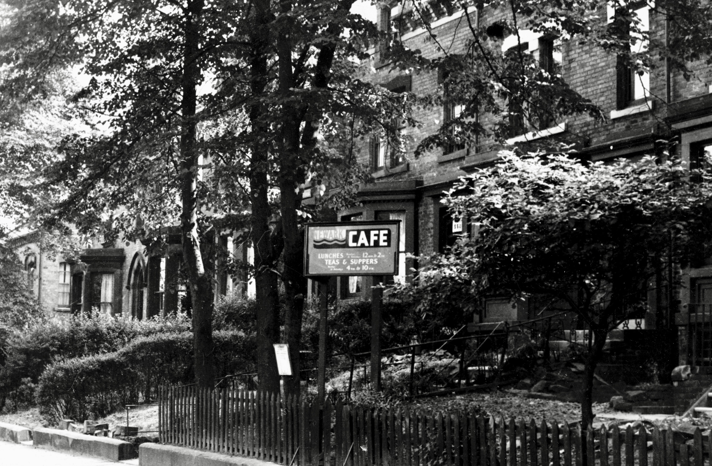 Newark Cafe, Cardigan Road, 1937