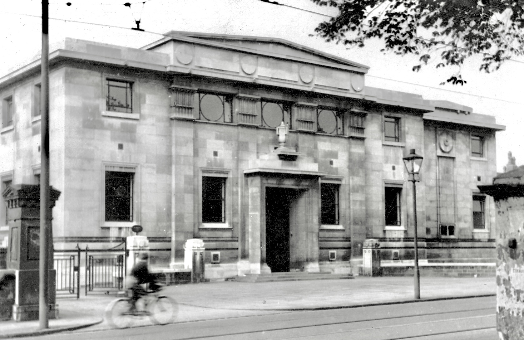First Church of Christ Scientist (now Elinor Lupton Centre), Headingley Lane