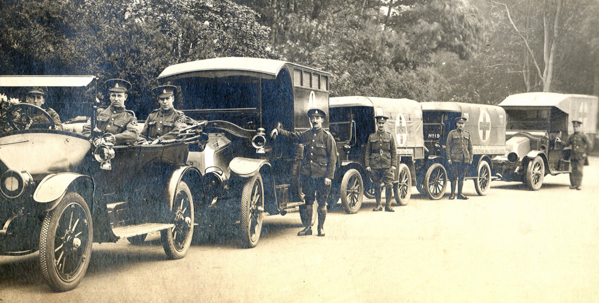 Ambulances ready to ferry patients, c1917