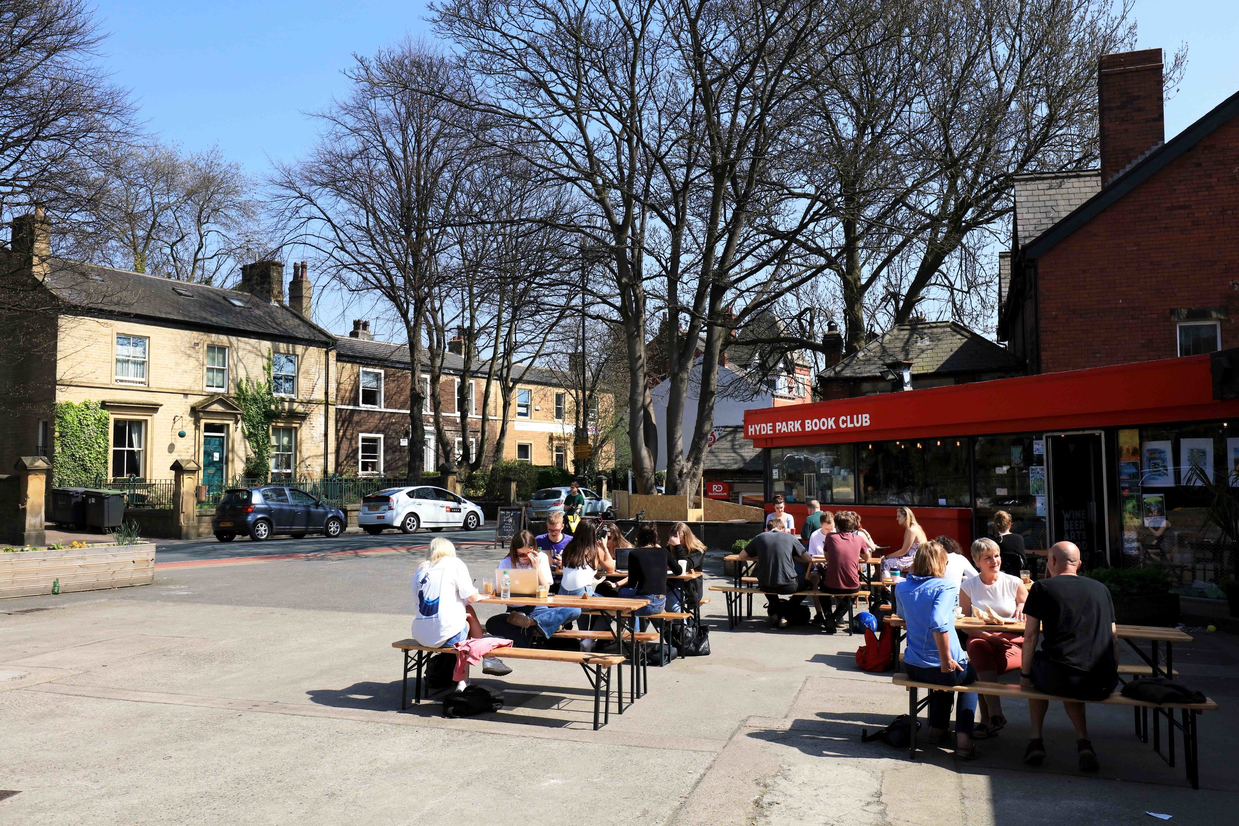 Hyde Park Book Club, Headingley Lane © JHJ