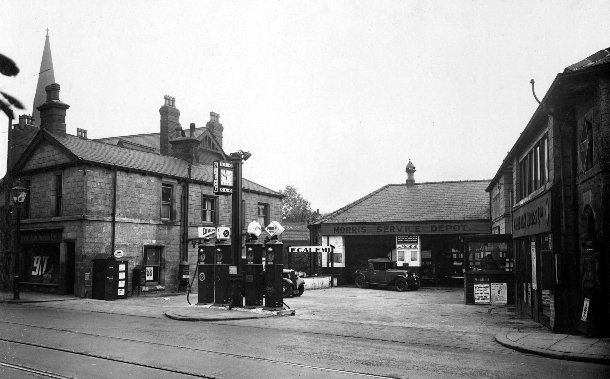Hyde Park Motors, Headingley Lane, 1935