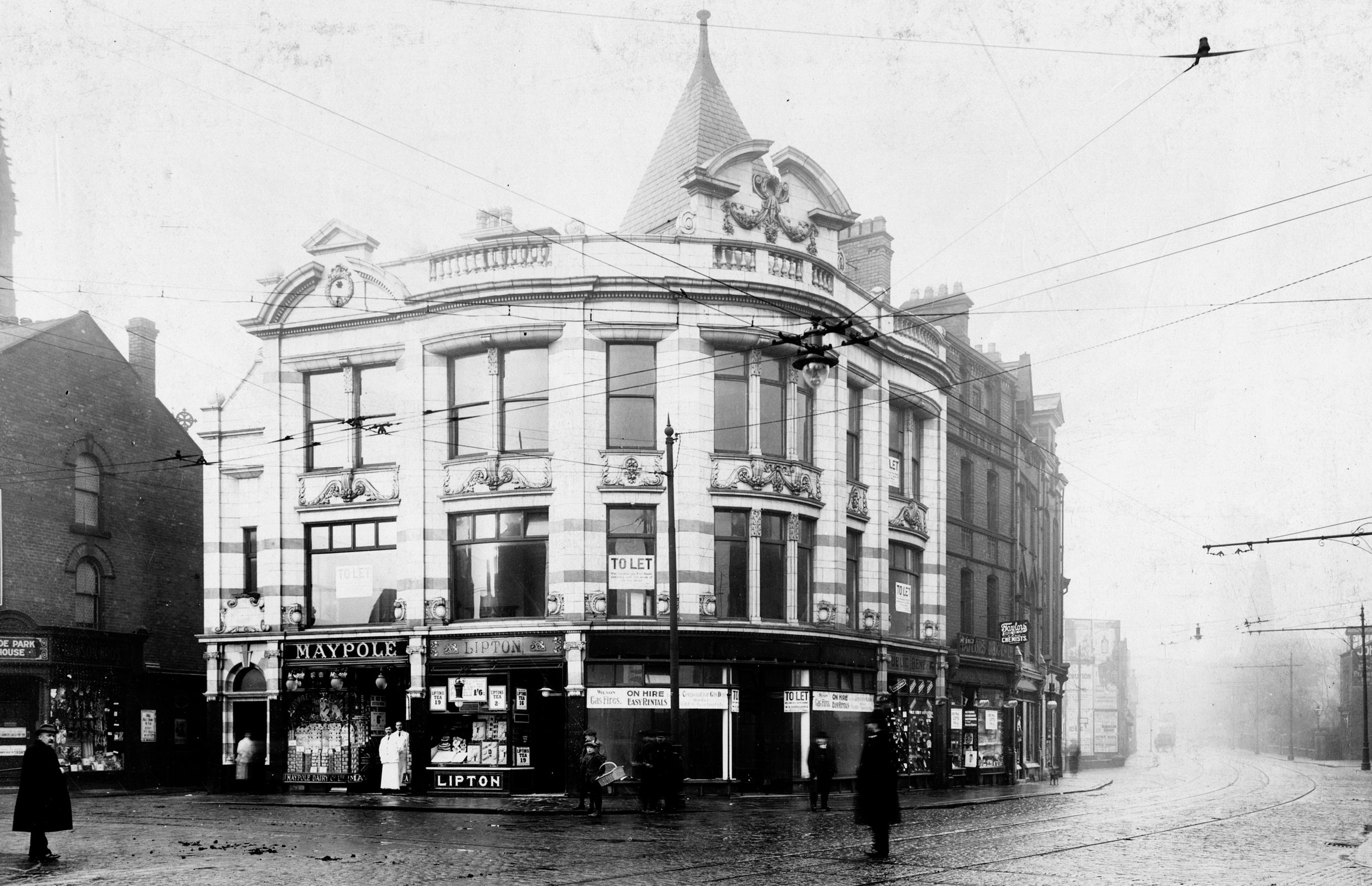 Corner of Hyde Park Road and Headingley Lane, 1915