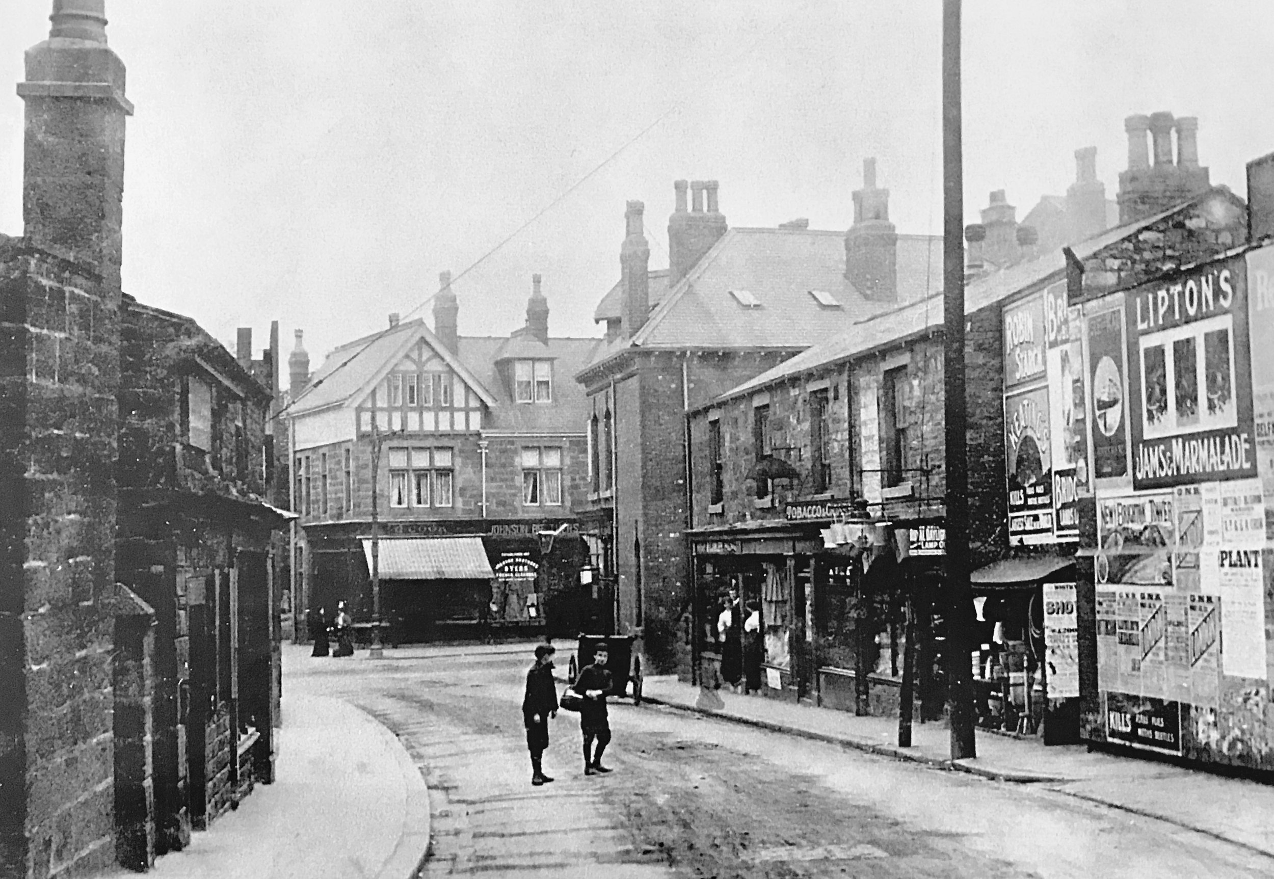 North Lane towards Otley Road, circa 1905