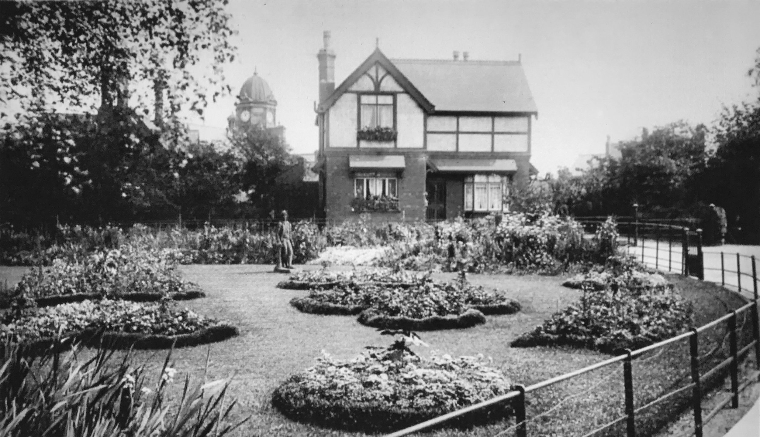 Gardener’s Lodge, Adam and Eve Gardens, 1911