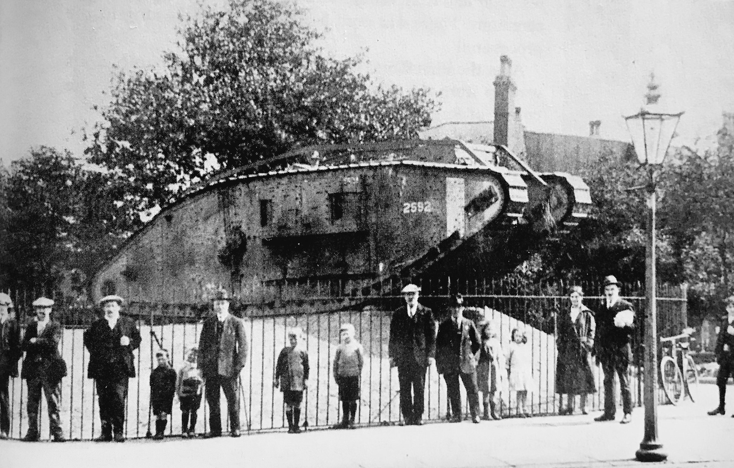 Tank from World War I, scrapped in 1932, undated 