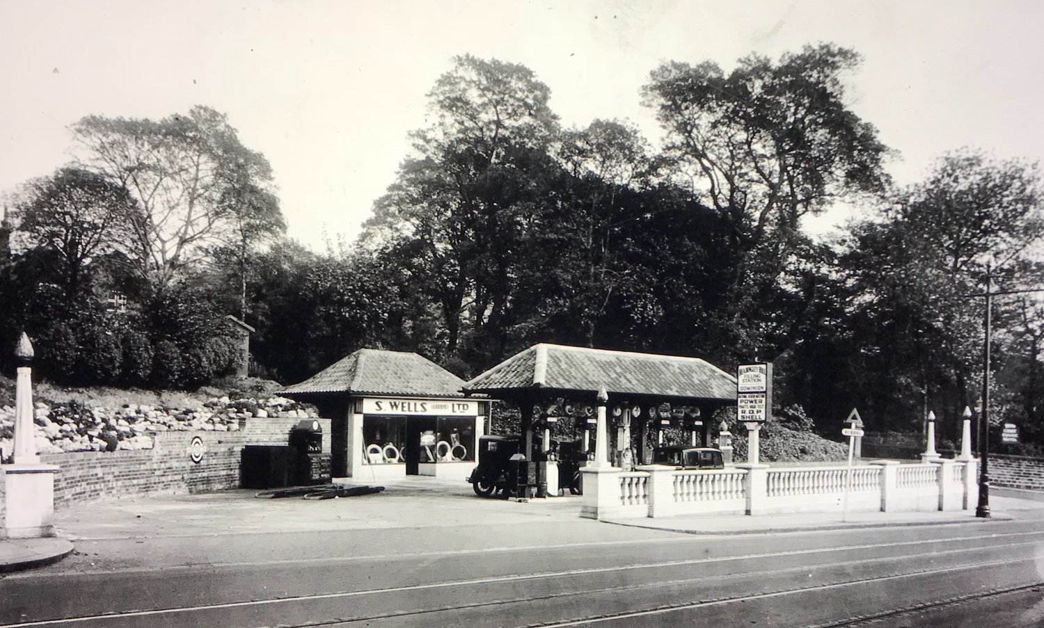 Petrol Station, Headingley Lane, 1932