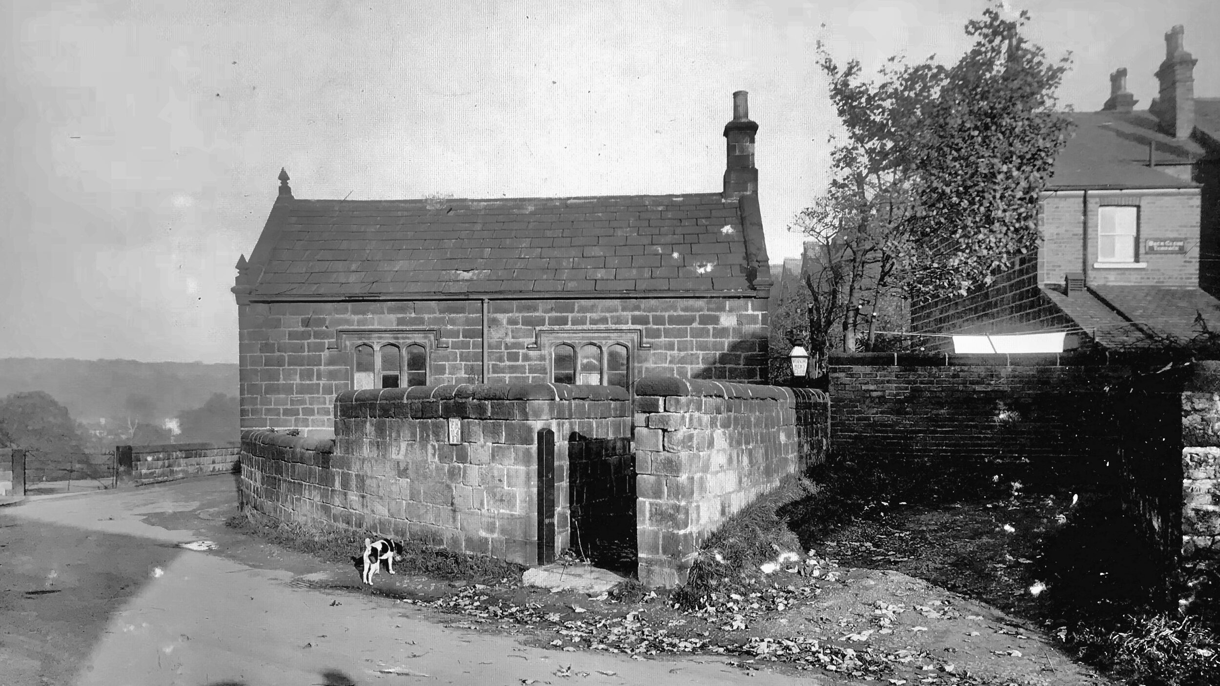 03  Far Headingley Working Men's Club, formerly Headingley Parish School, Weetwood Lane/Hollin Lane, 1932 © Leeds Library and Information Service