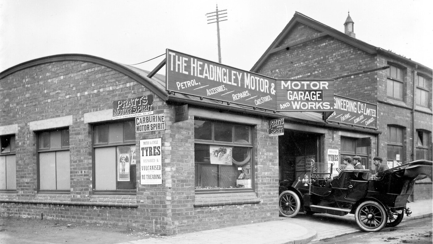 Headingley Motors and Engineering Co. Ltd, St Michael’s Lane, c1900-4