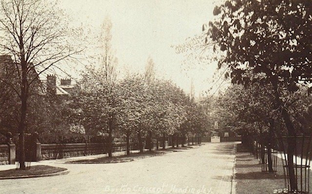 Burton Crescent, 1907