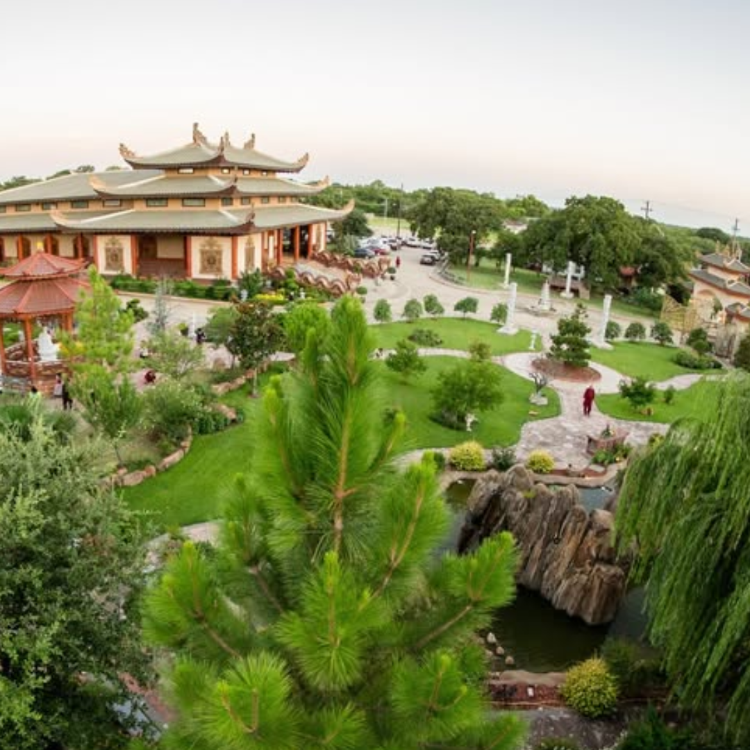 HUONG DAO TEMPLE (1).png