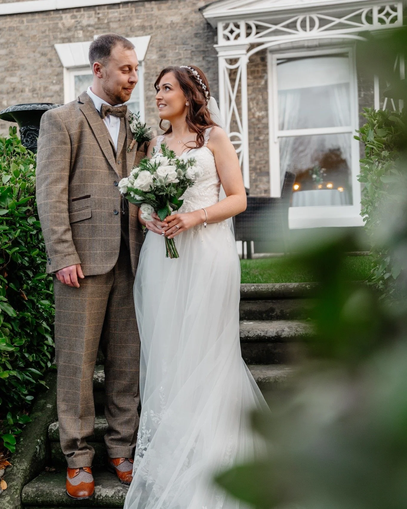 The Look of Love 😍

📸 @emmabuddphotography