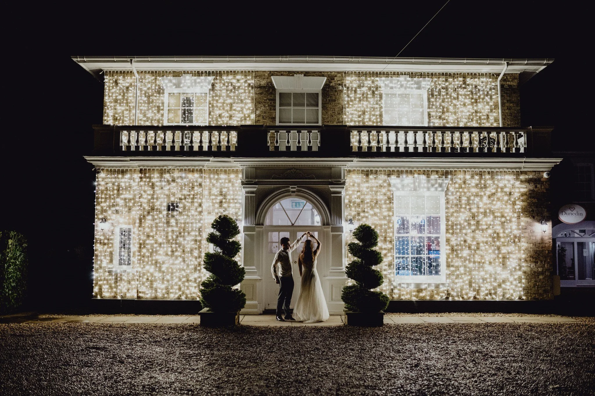 ✨ Dancing Through Life ✨

What better backdrop could there be to start married life together? 

🔎 If you are searching for your dream venue, look no further. Dunedin is a magical setting all year round and we are here to truly make your special day 