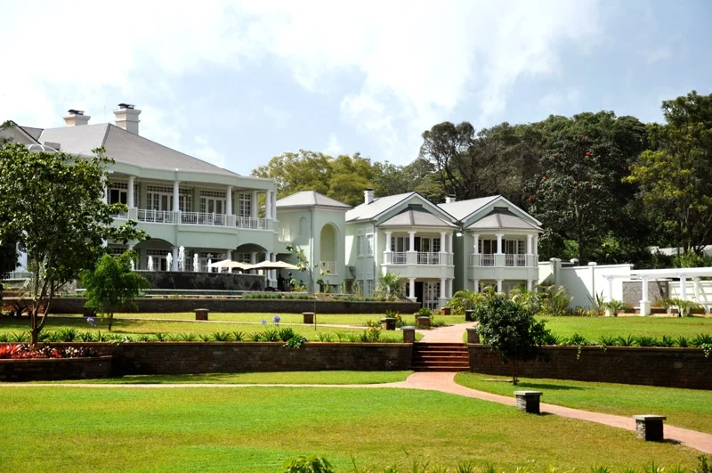 hemingways outside.jpg