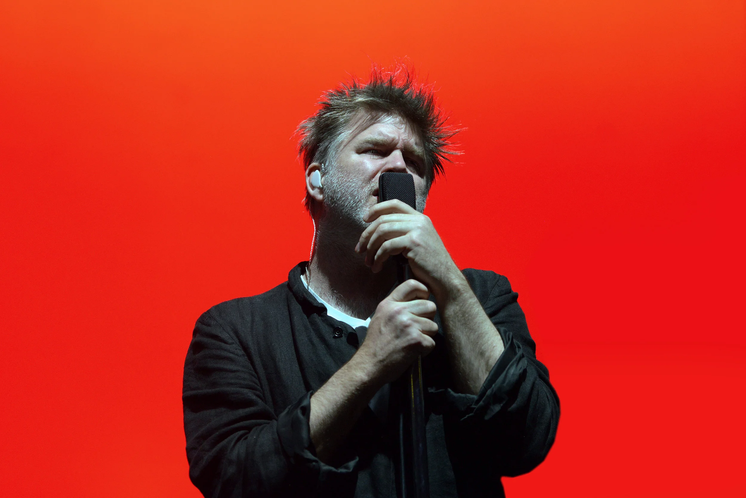 lcdmanappolo.jpg
