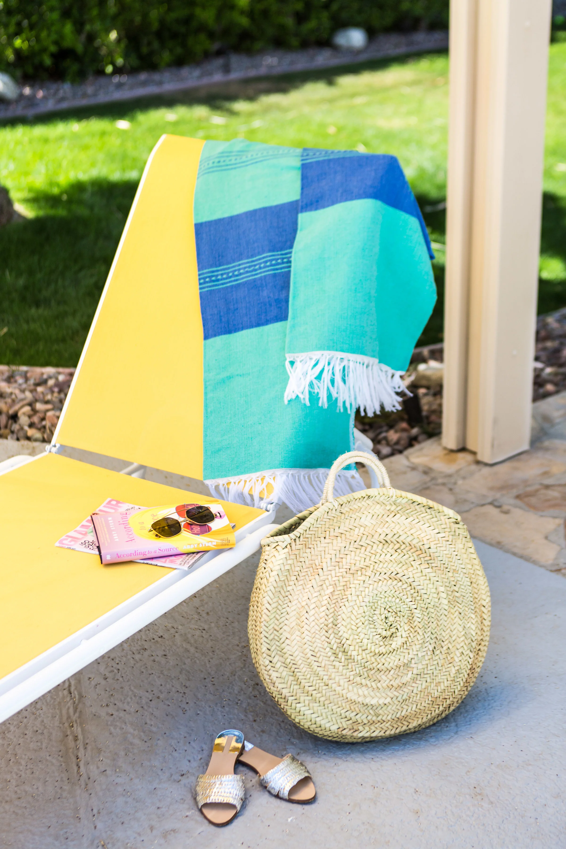 GIVEAWAY: Your FAVE Summer Bag 