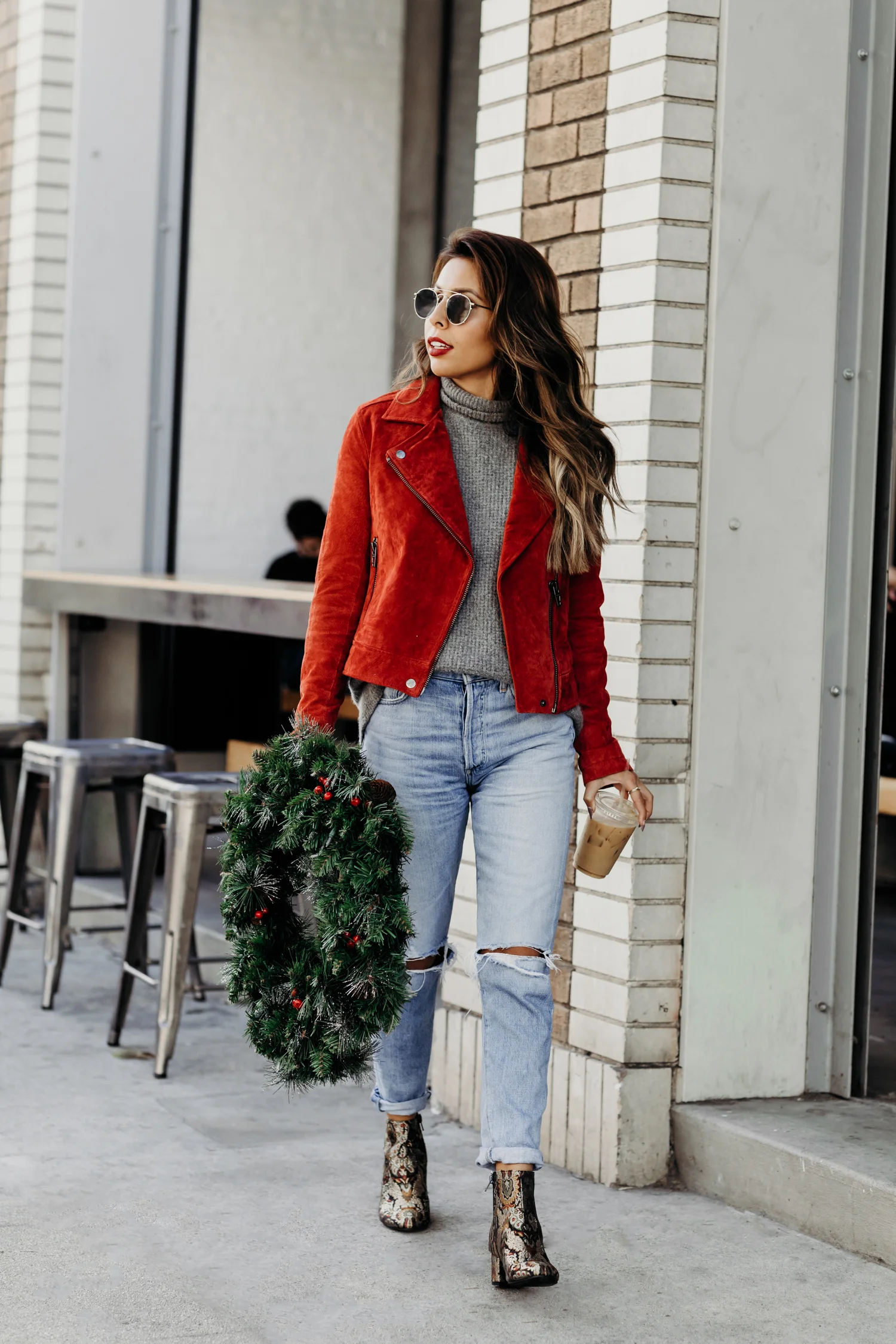 casual holiday look, outfit ideas for Christmas, booties and jeans look