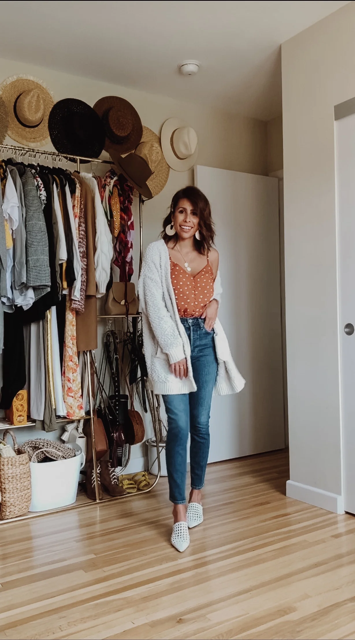 Outfit Video: 18 Outfit Ideas for Spring
