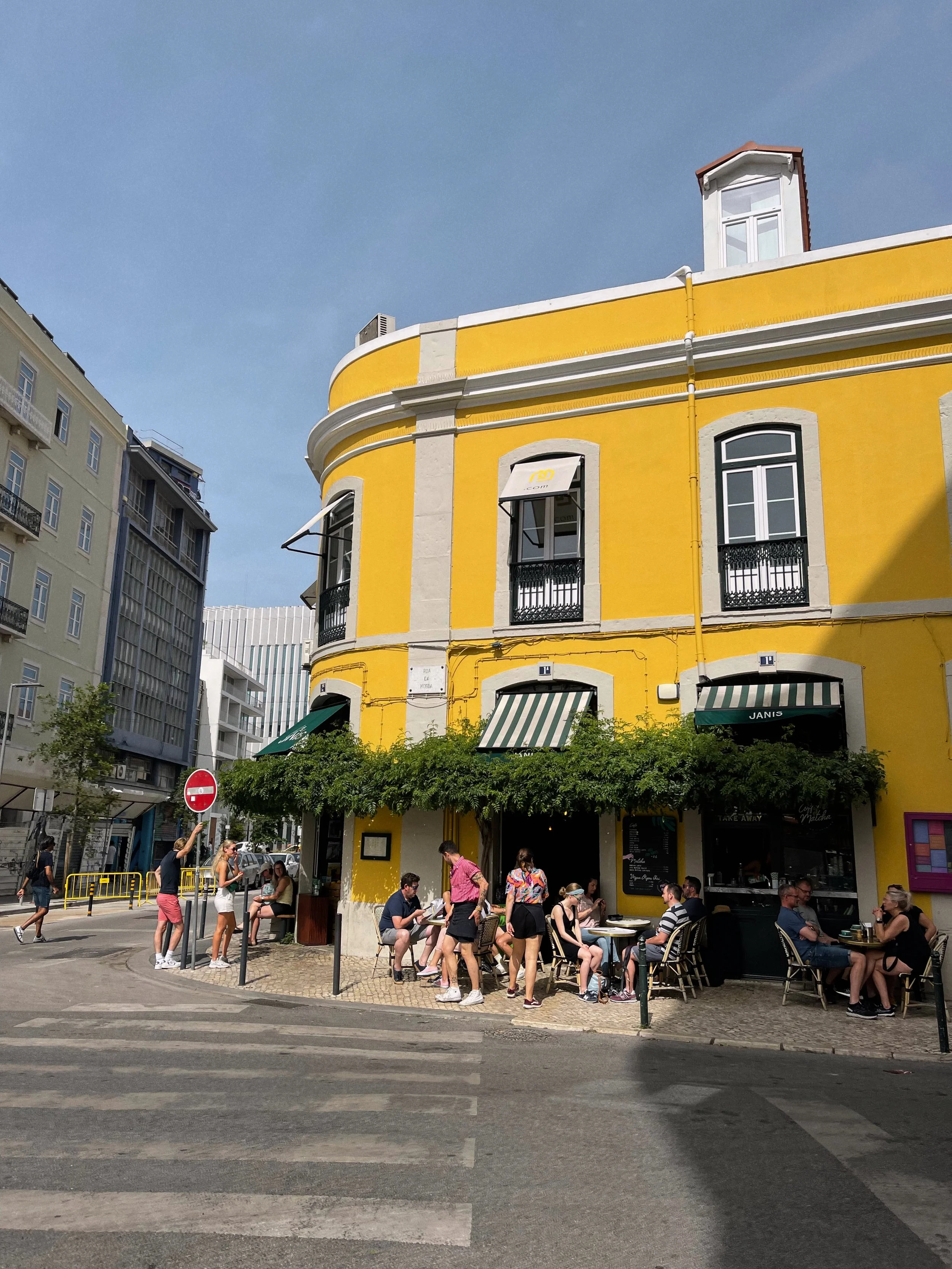 The ultimate LIsbon Travel Guide