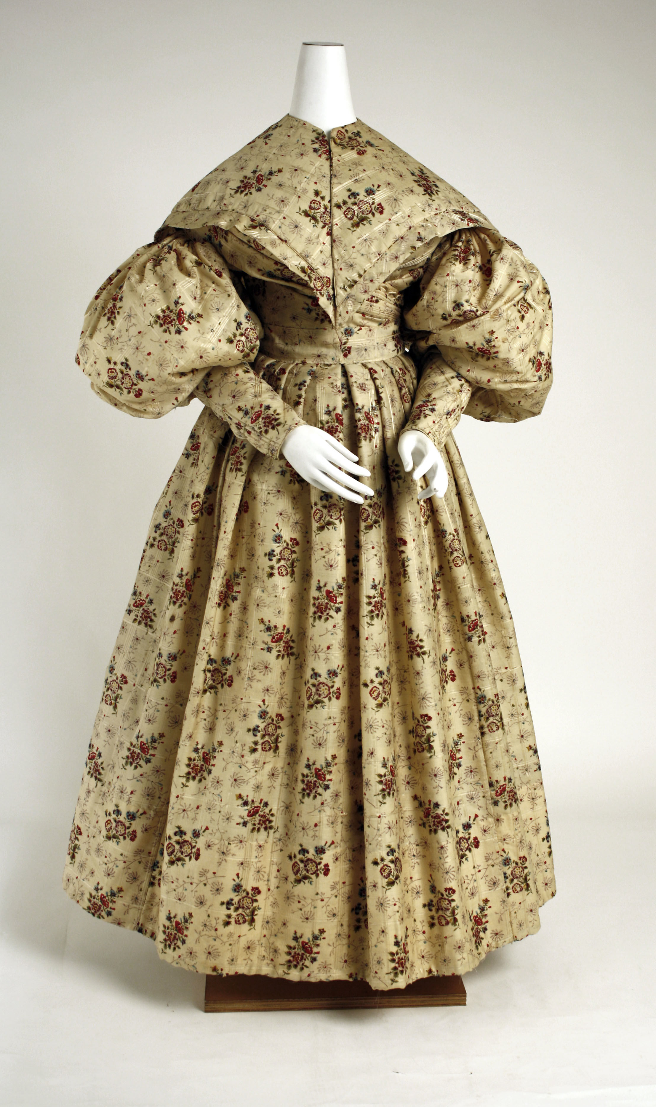 1830s Afternoon Dress | The Met Museum