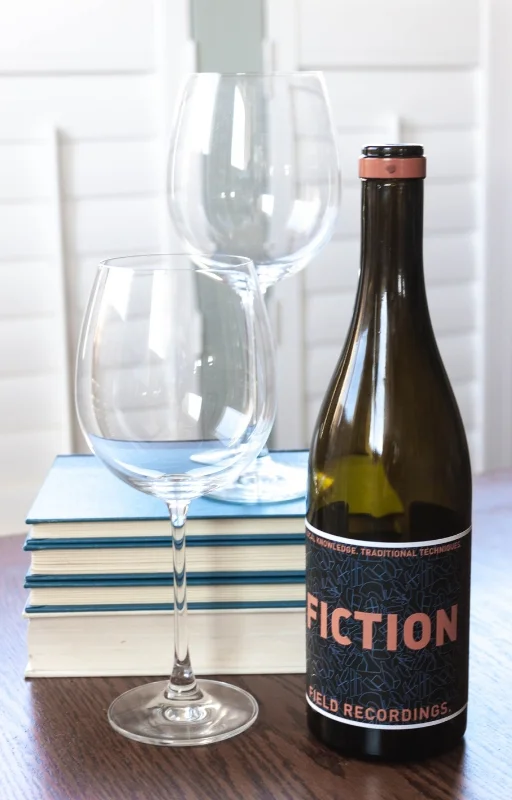 5 Gifts for Book Lovers | Literary-inspired wine