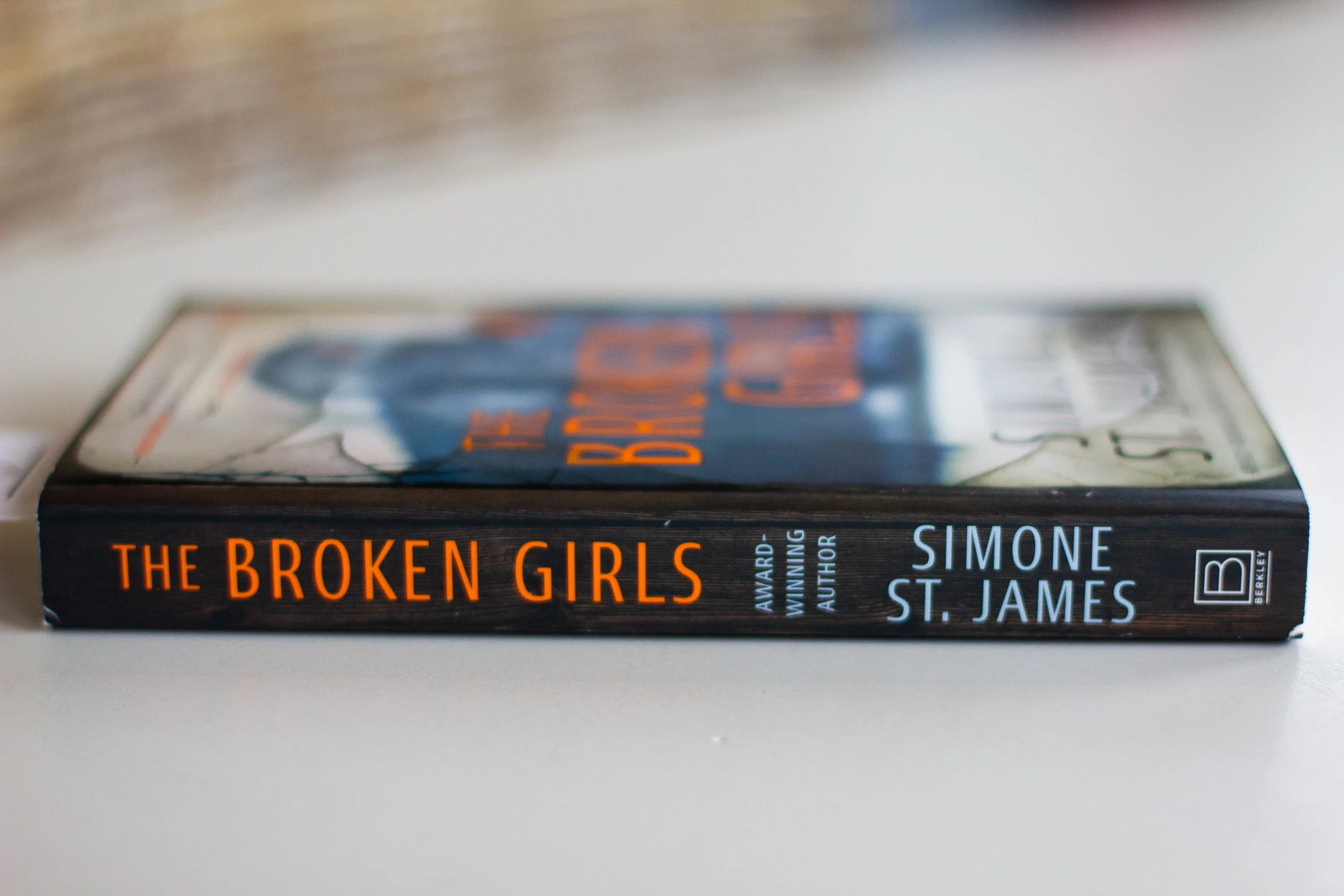 Book Feature - The Broken Girls by Simone St. James