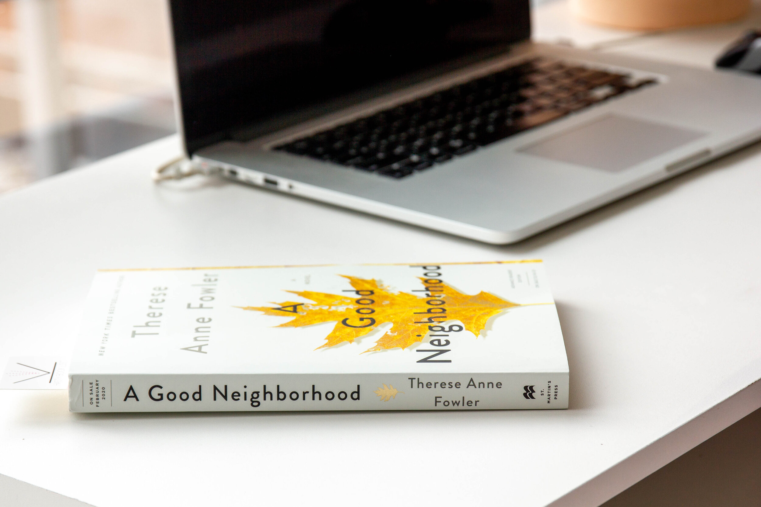 Get Books A good neighborhood therese anne fowler Free