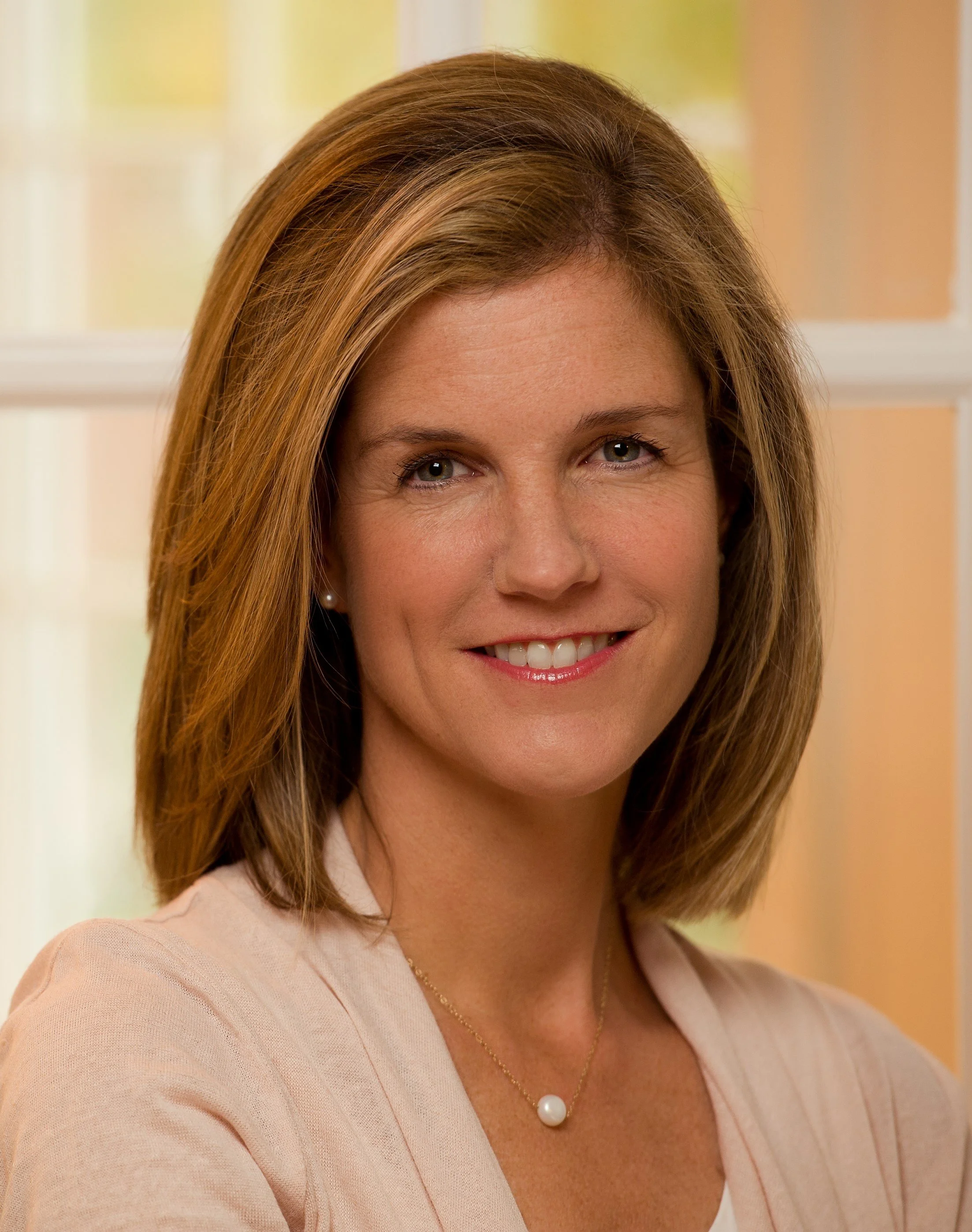 Hume Headshot Vertical - Virginia Onufer.JPG