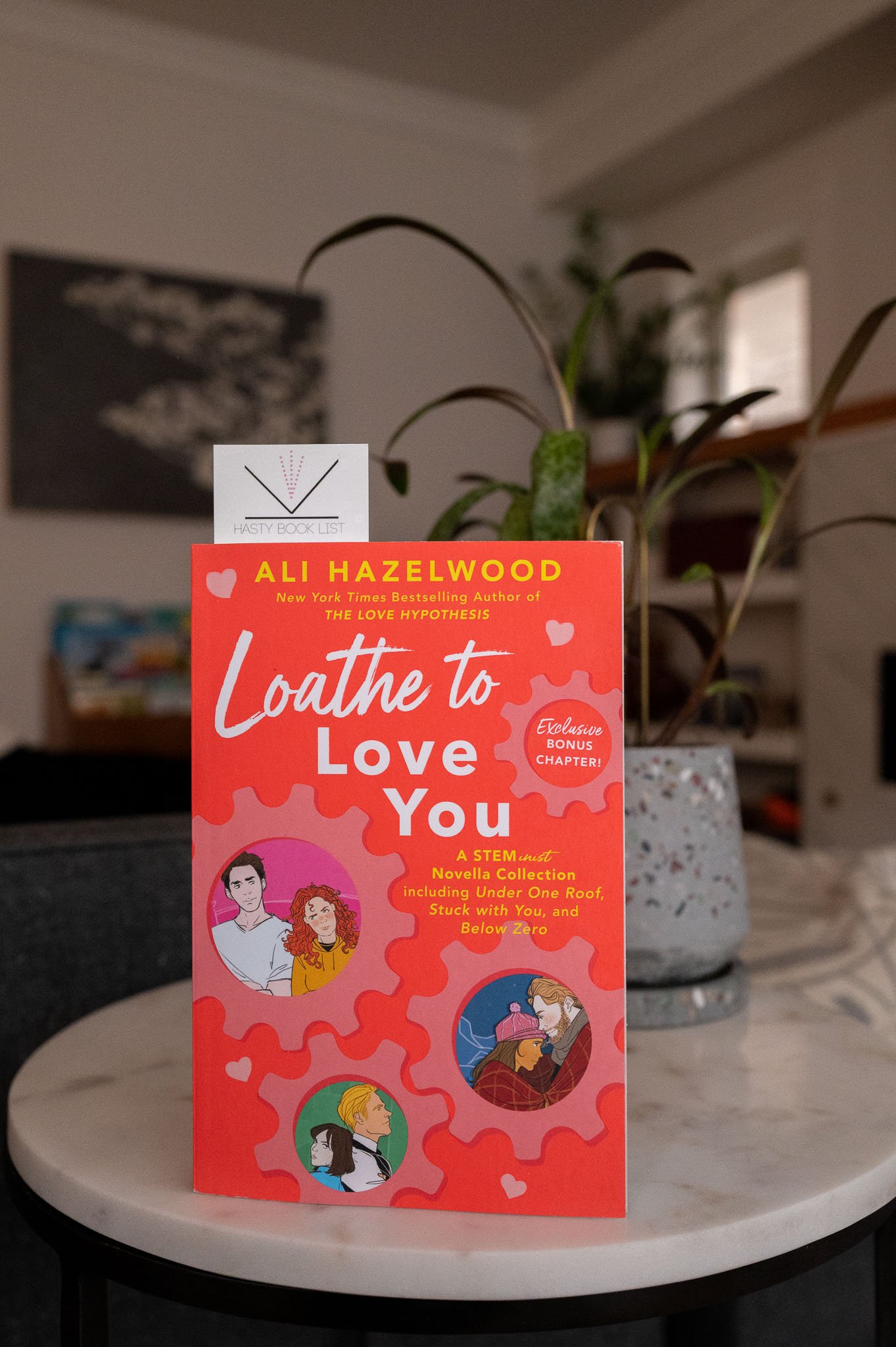 Loathe to Love You by Ali Hazelwood.jpg