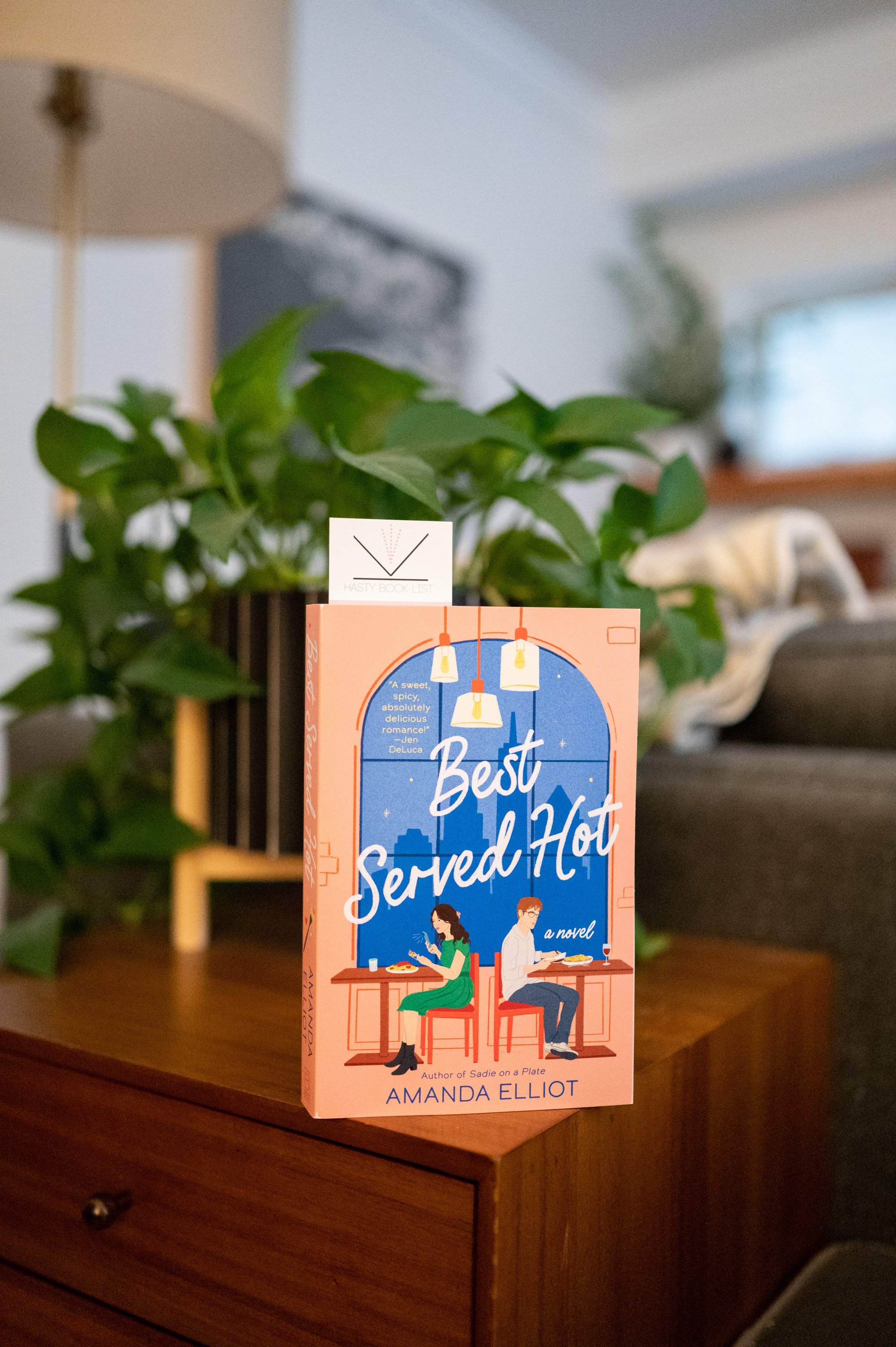 Best Served Hot by Amanda Elliot.jpg