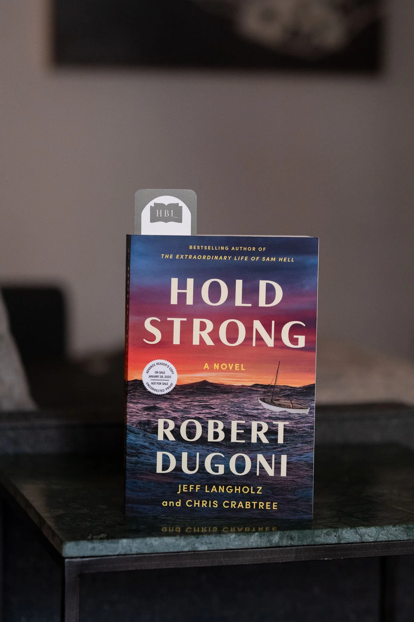 Hold Strong by Robert Dugoni.jpg