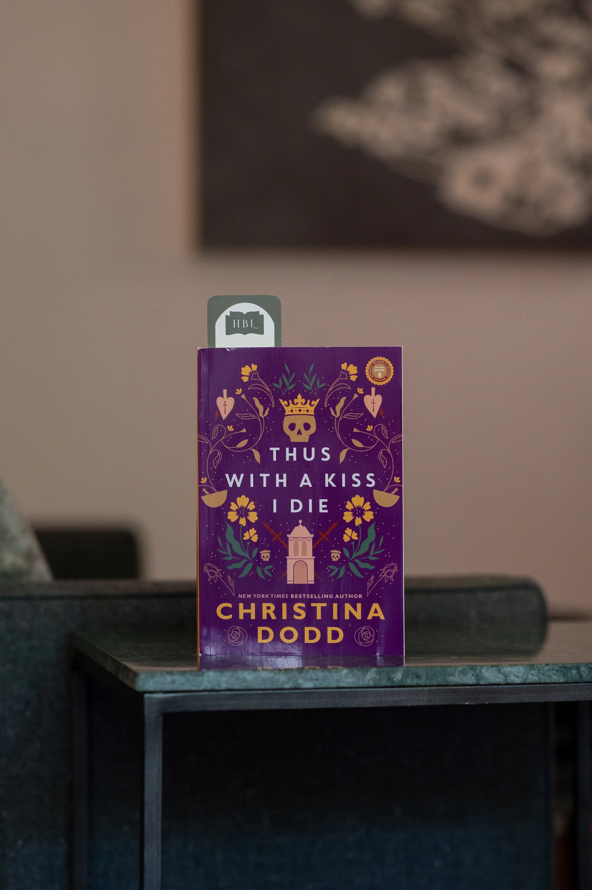 Thus With a Kiss I Die by Christina Dodd.jpg