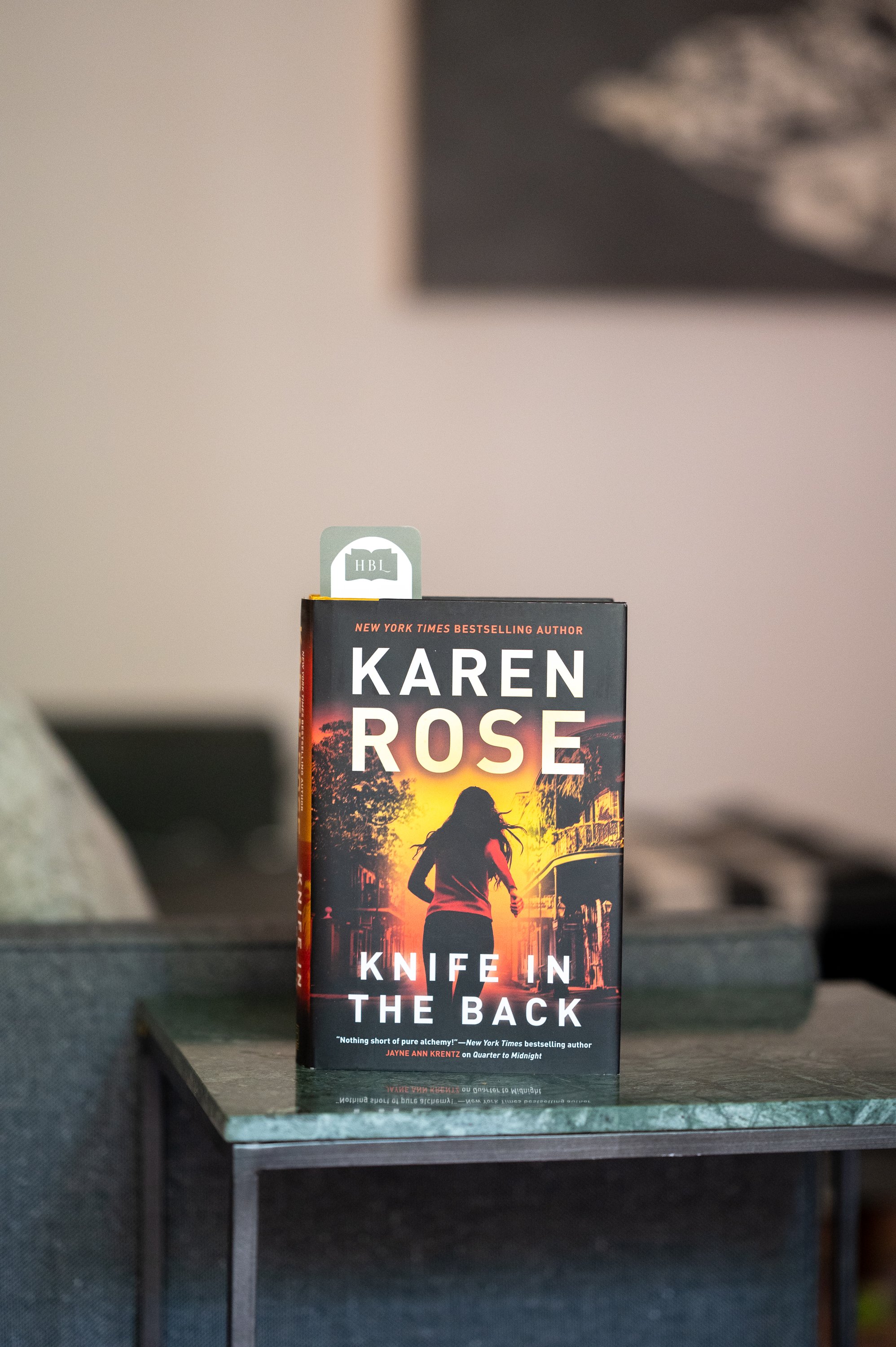 Knife in the Back by Karen Rose.jpg