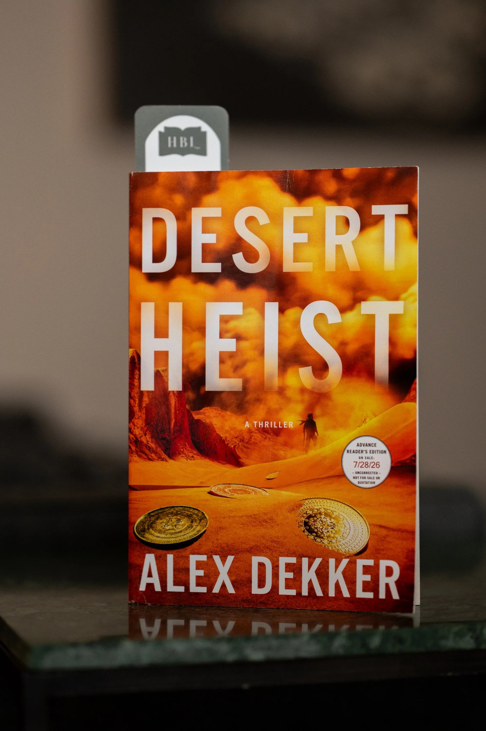 Desert Hesit by Alex Dekker.jpg