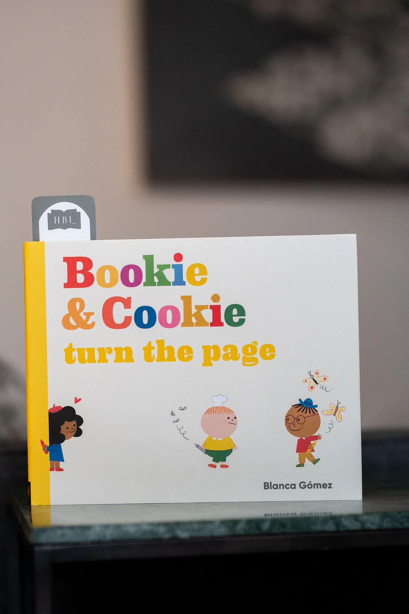 Bookie and Cookie turn the page by Blanca Gomez-1.jpg