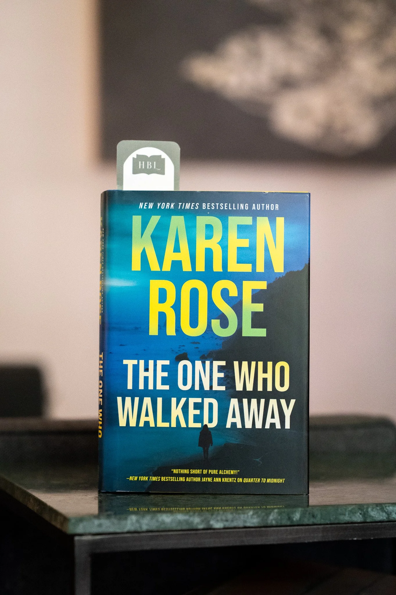 The One Who Walked Away by Karen Rose.jpg