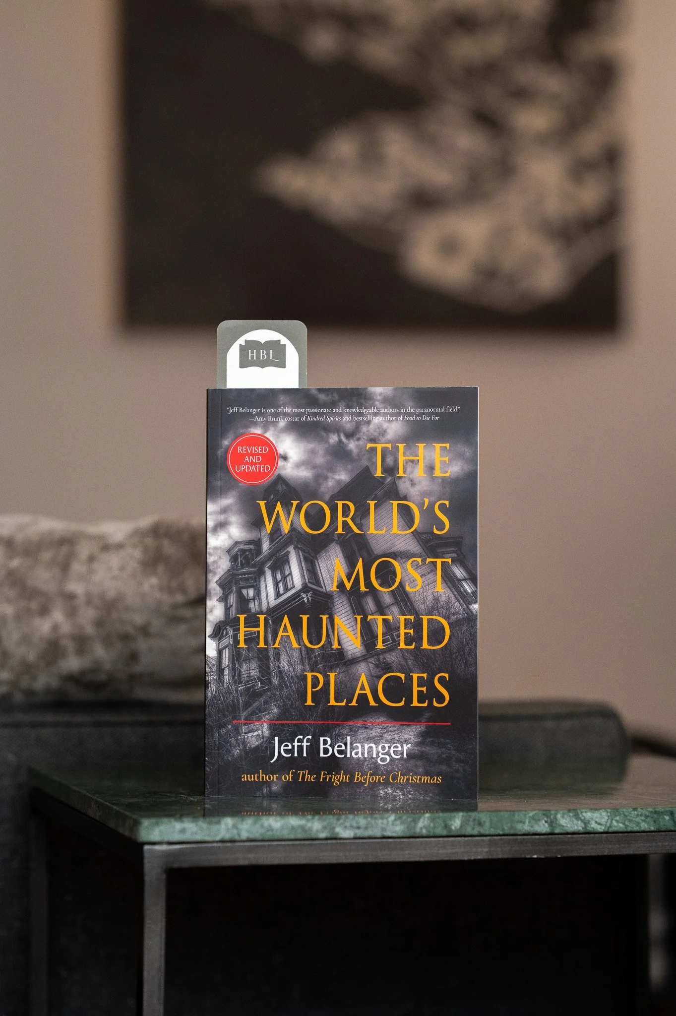 The World's Most Haunted Places by Jeff Belanger.jpg
