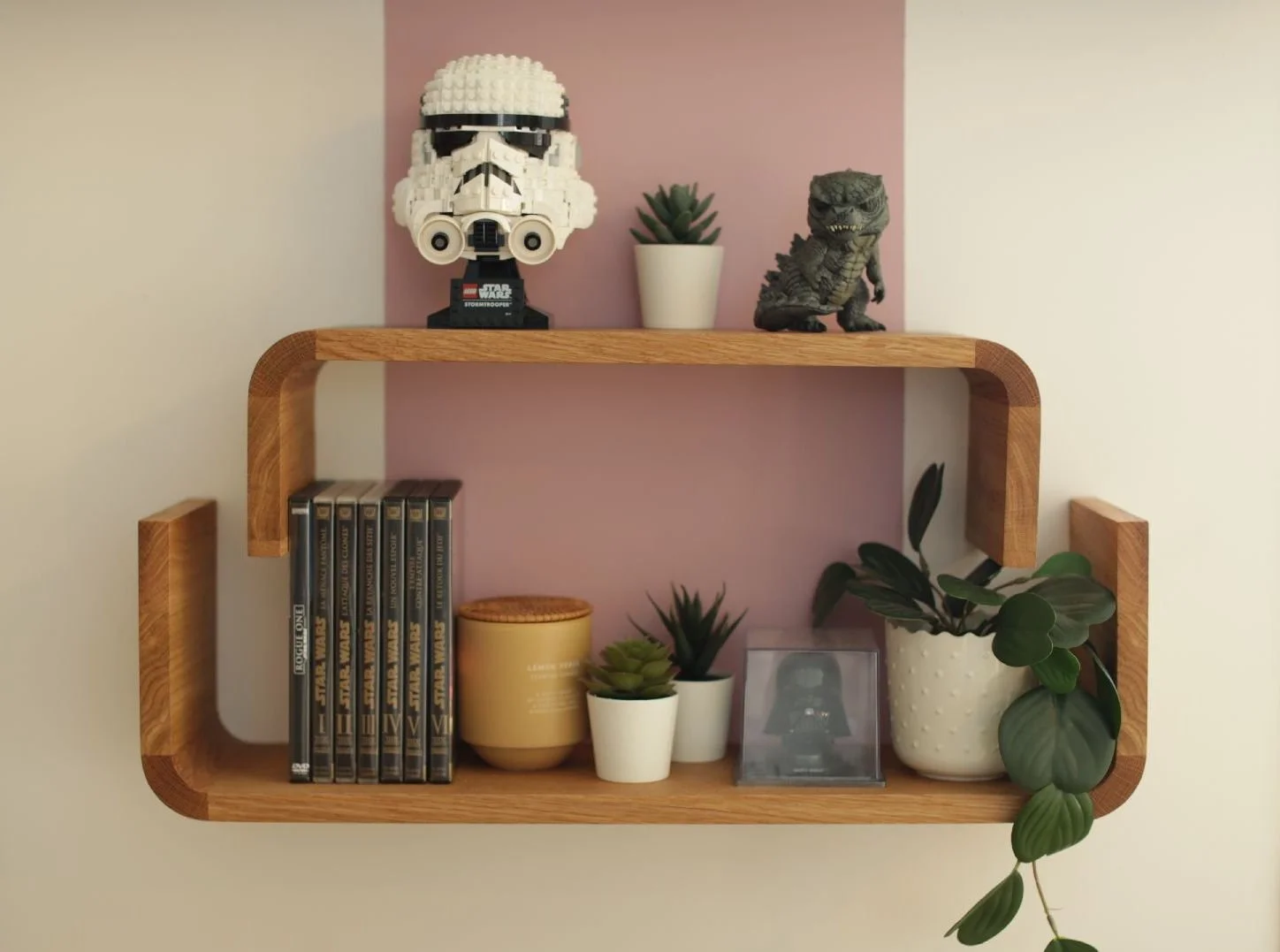 Etagère arrondie en chêne massif