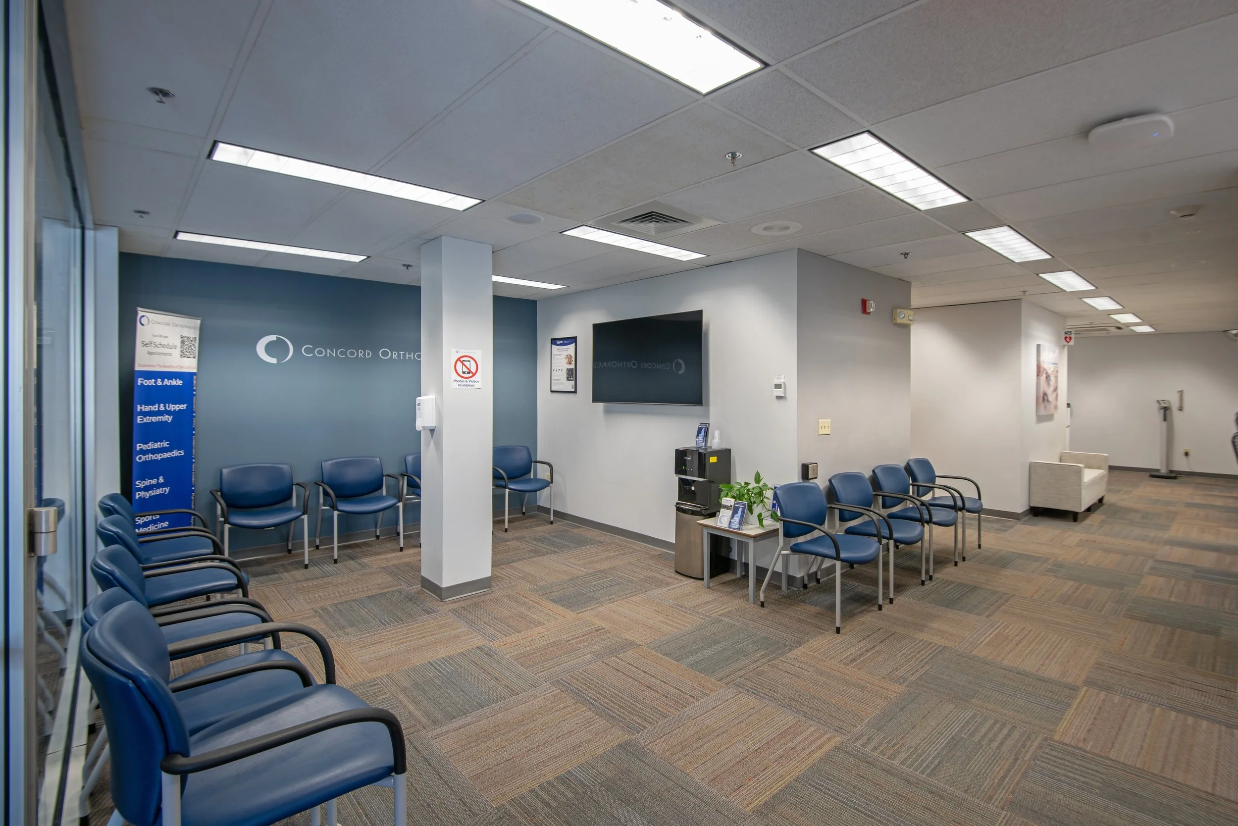 patient lobby for orthopedic doctors