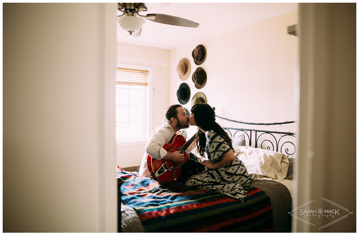 SL-Costa-Mesa-In-Home-Engagment-Photography-11.jpg