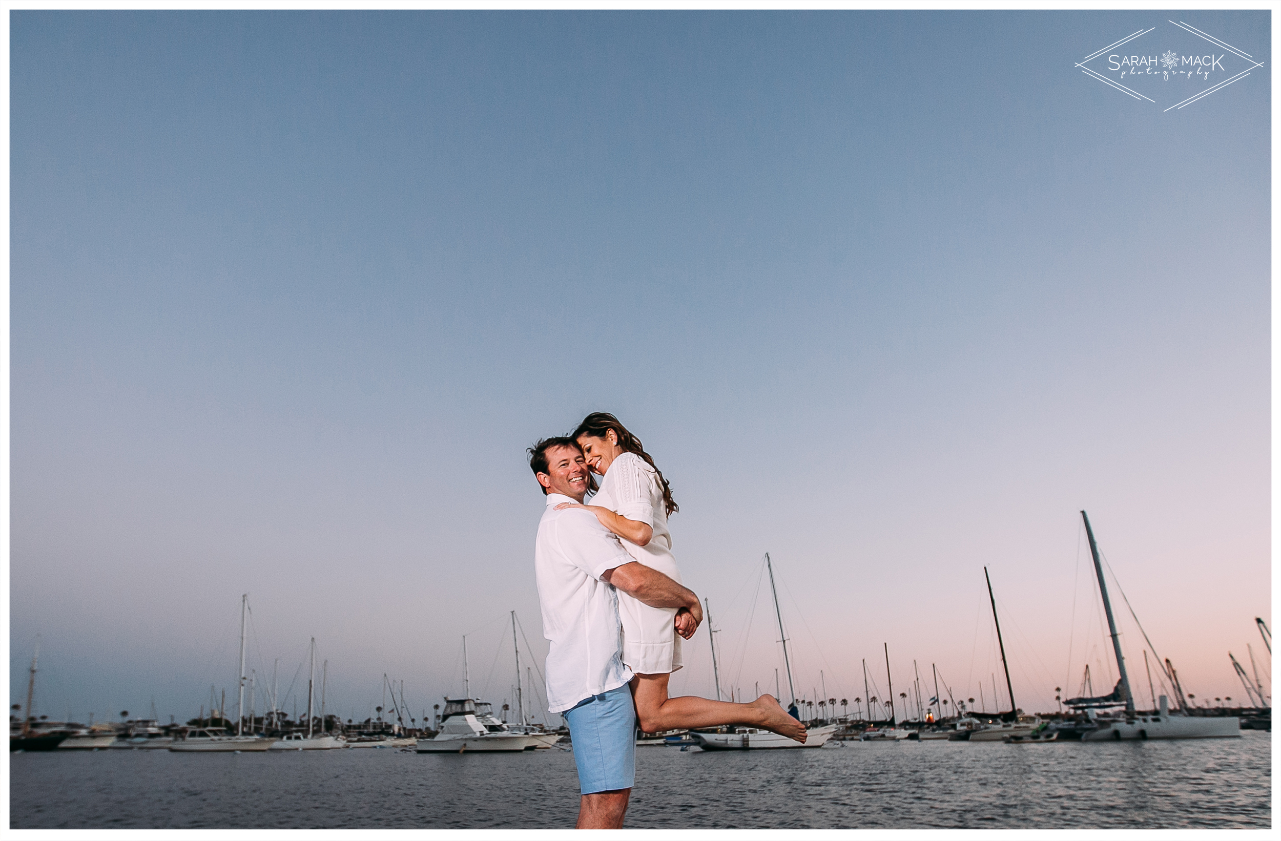 AD-Lido-Island-Newport-Beach-Intimate-Wedding-Photography-40.jpg