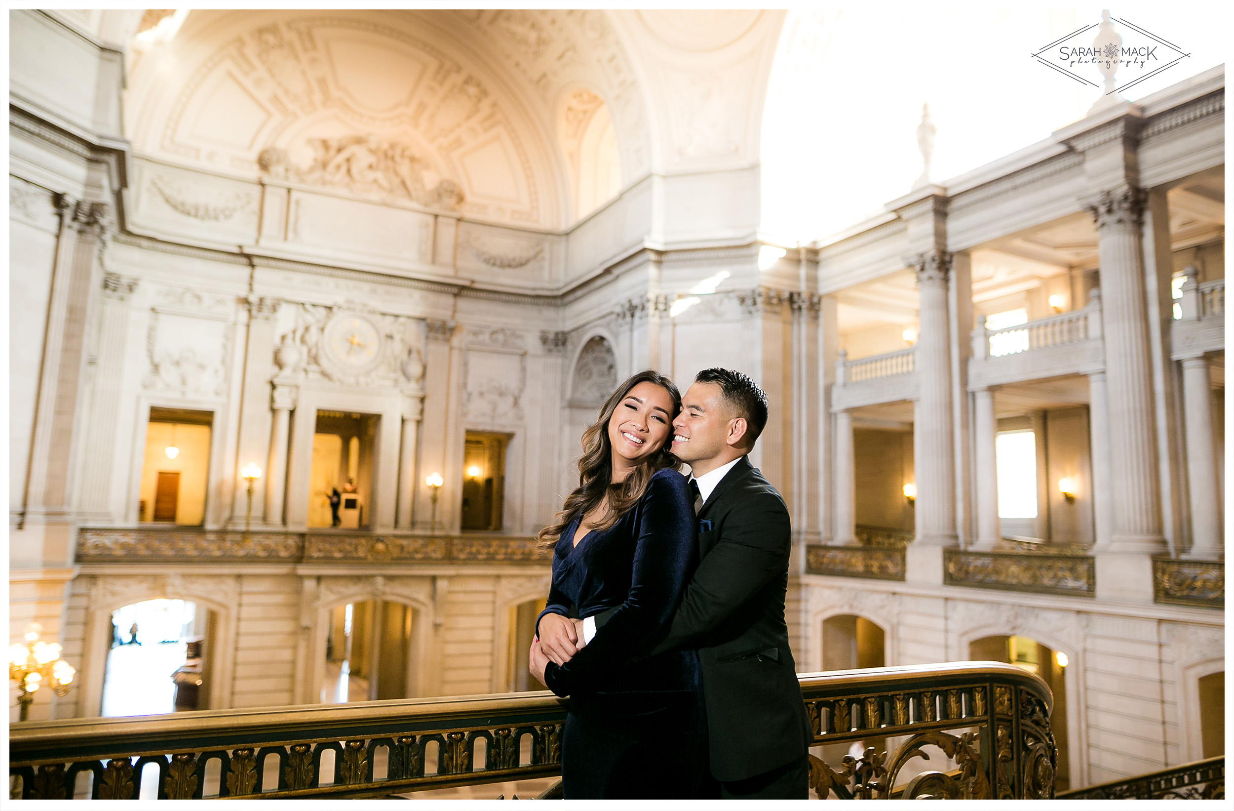 San-Francisco-City-Hall-PhotographySan-Francisco-City-Hall-Engagement-Photography